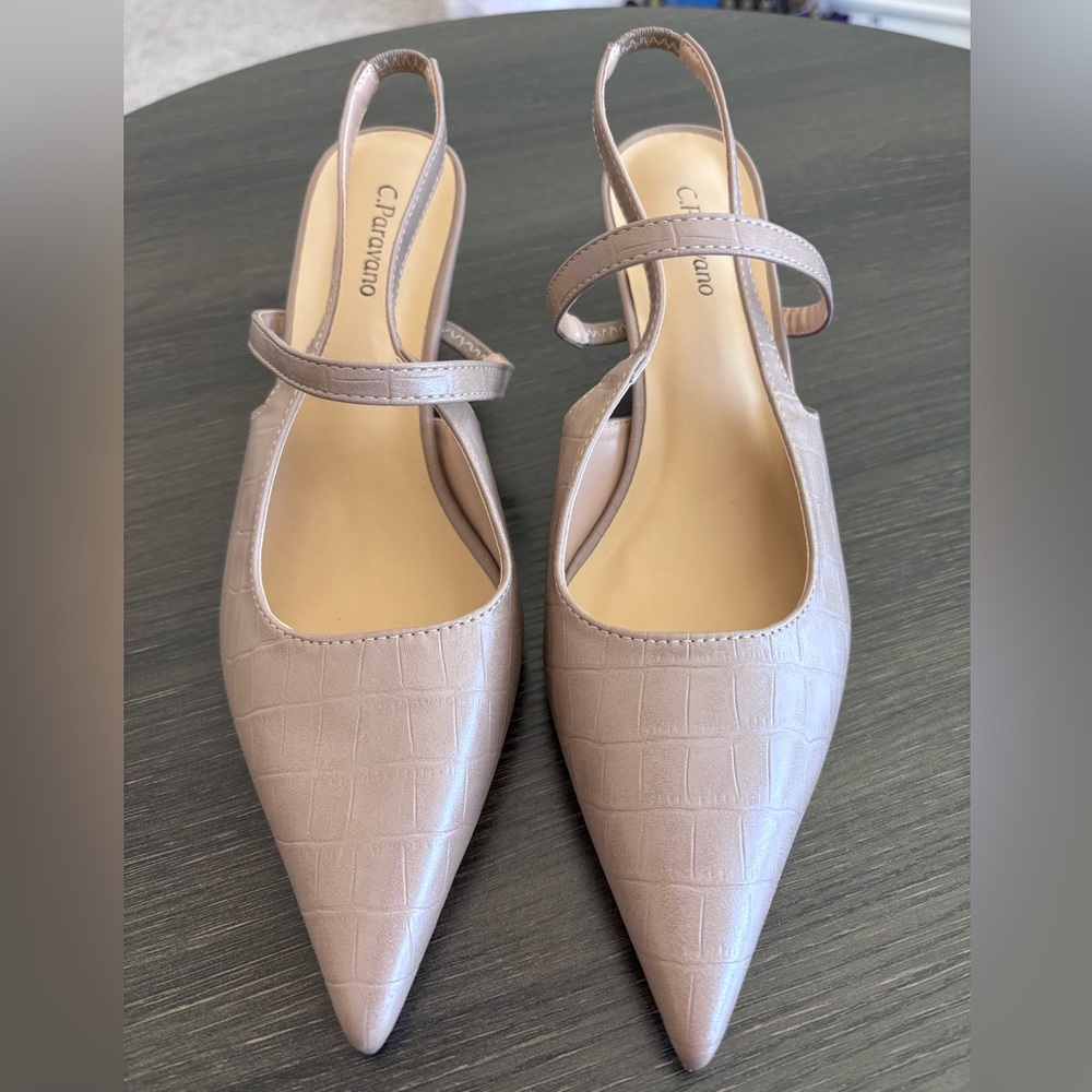 NWT C.Paravano Taupe Crocodile Print Slingback Pointed Kitten Heels US 9